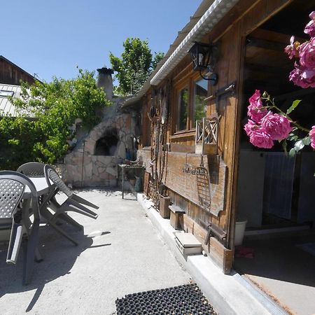 Le Love Chalet Des Alpes Guillestre Zewnętrze zdjęcie