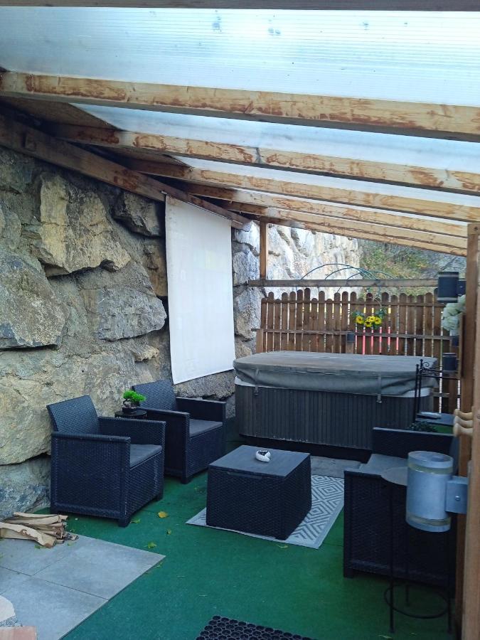 Le Love Chalet Des Alpes Guillestre Zewnętrze zdjęcie
